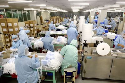 日产50万只口罩！河源这家企业如何以责任与速度守护一方平安